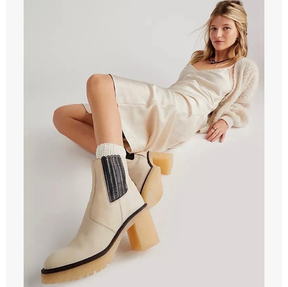 Free People Boots White James Chelsea Lug Sole Chunky Y2K 90s NIB - Picture 14 of 15